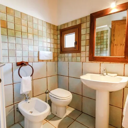 A Mare Di Ginepri 06d Bilo Apartment *
